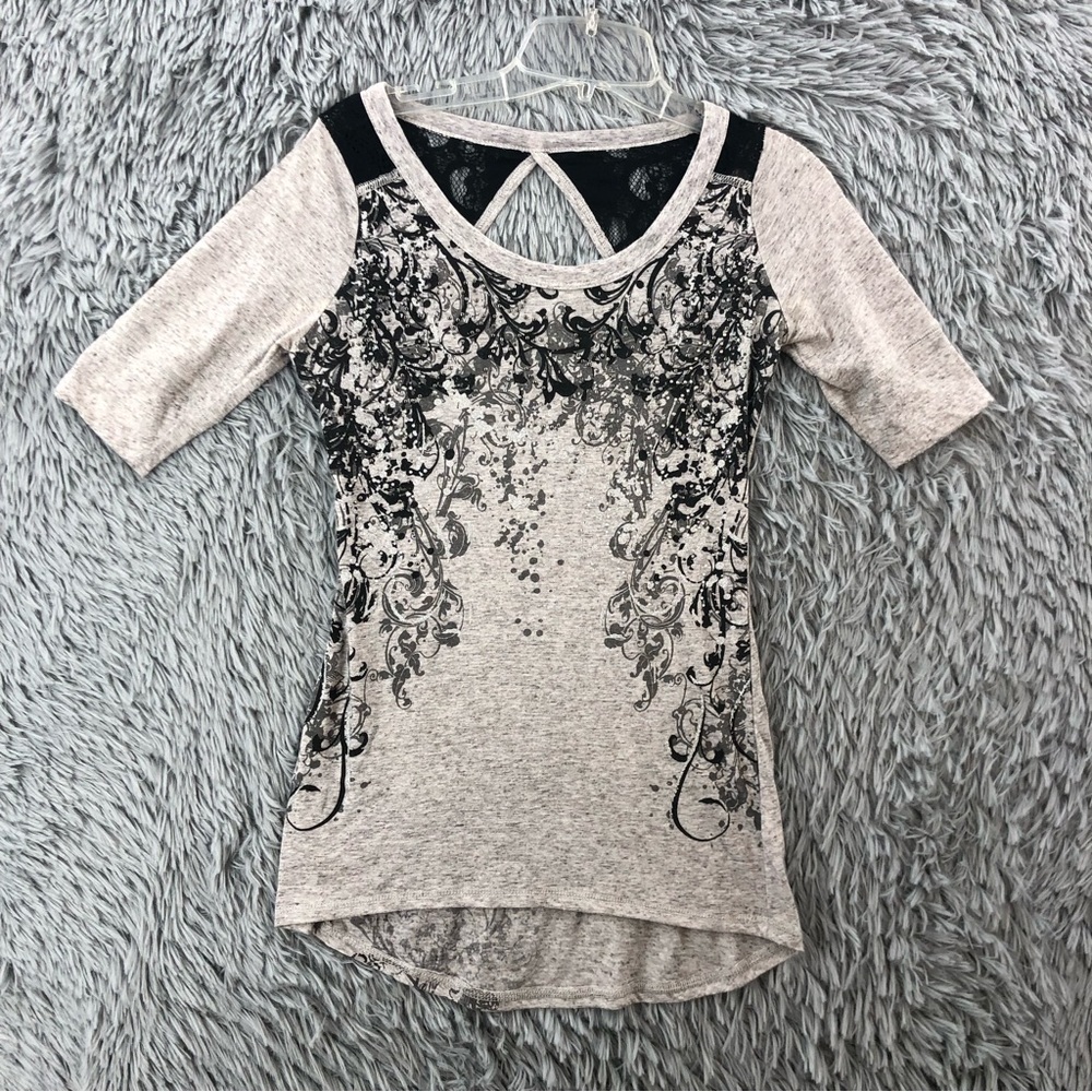 Maurices Shirt Premium Small Open Back Lace Detail Embellished Short Sleeve